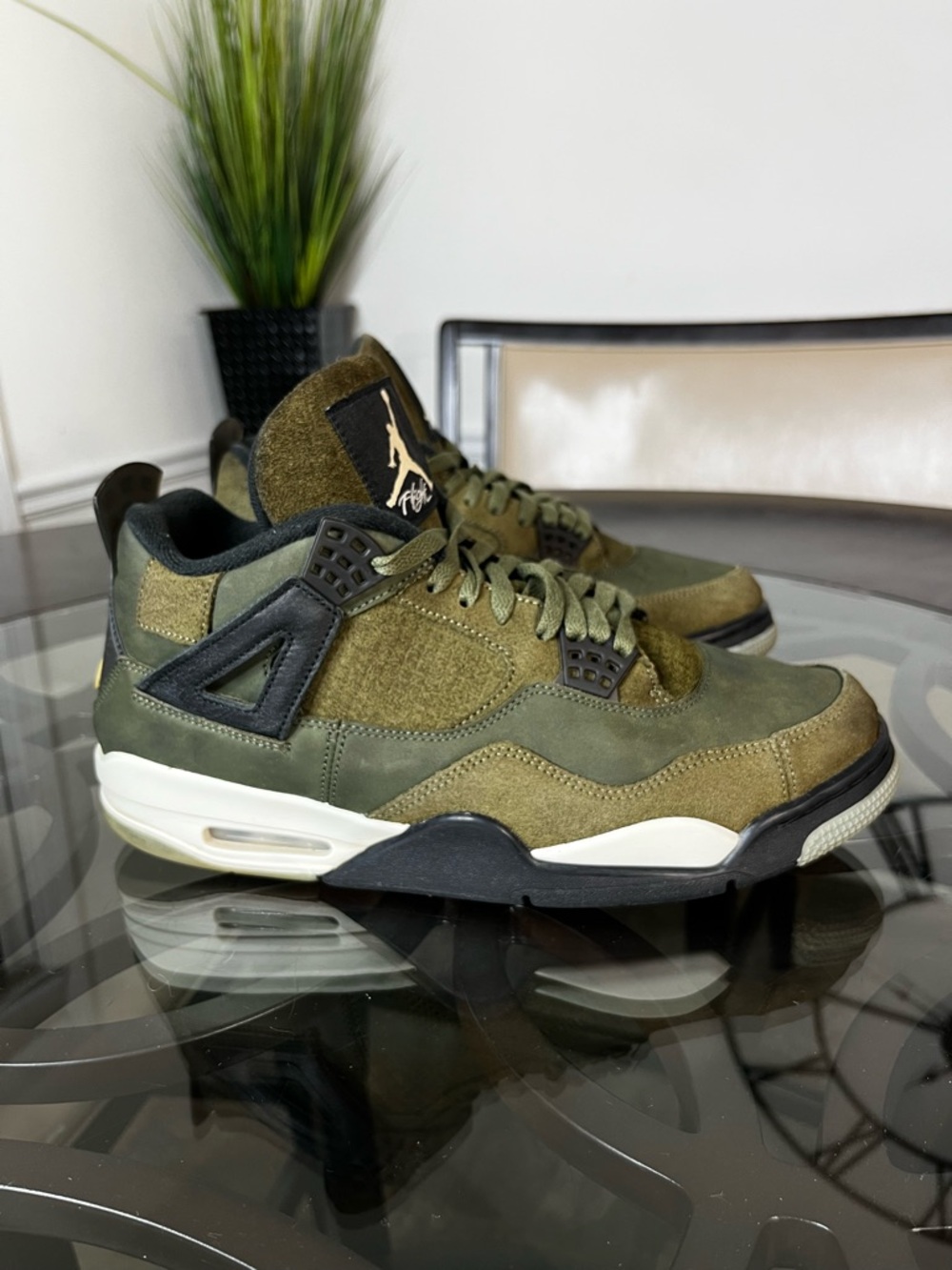 Nike Air Jordan Air Jordan 4
Olive Suede Low Top Men's
Sz 11.5